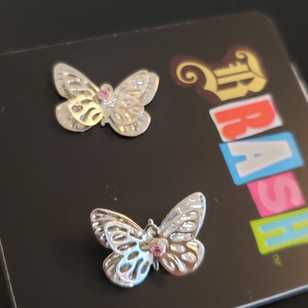 🔥3/$20 Butterfly Pierced Earings